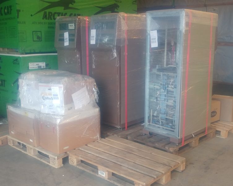 File:Denmark 5 pallets.jpg