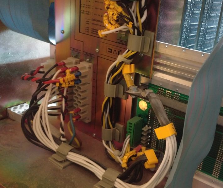 File:102.3112-Power distribution.jpg